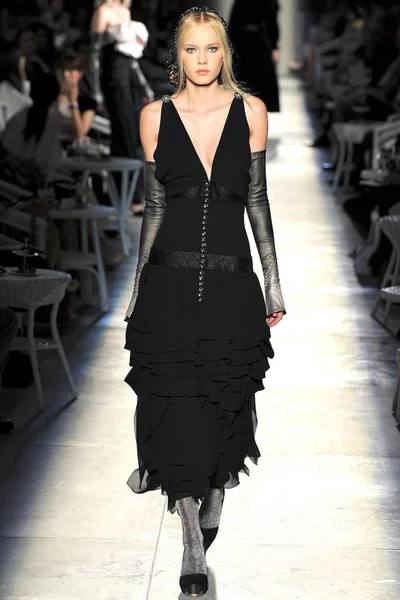 Look 34